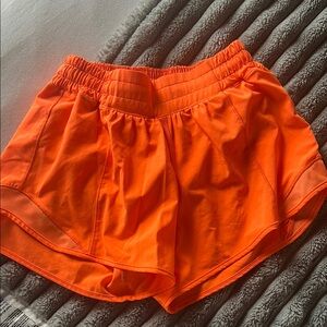 ORANGE LULULEMON HOTTY HOT SHORTS
